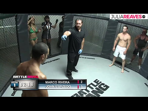 ❤️ Ultimate Fighter-ek zenbakizko neska bat izorratzen du ringean borroka baten ondoren ️ Super sexua %eu.corona-pass.ruan ☑